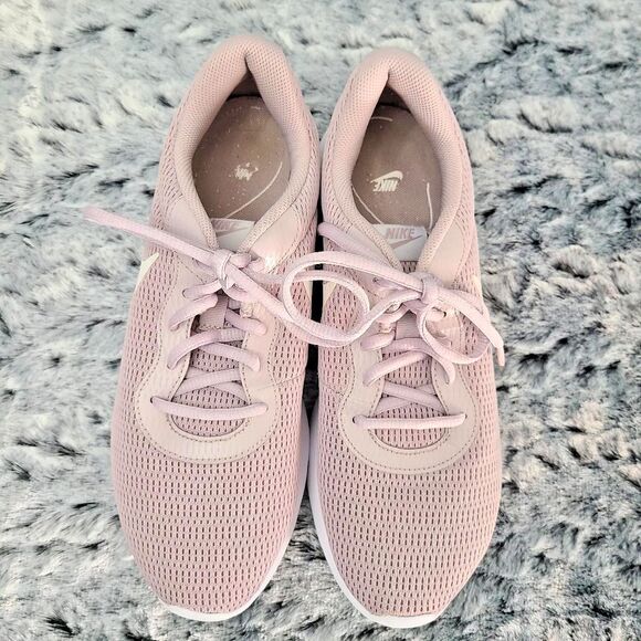 Nike Women Tanjun Running Light Pink Sneakers Size 10 - Picture 6 of 6